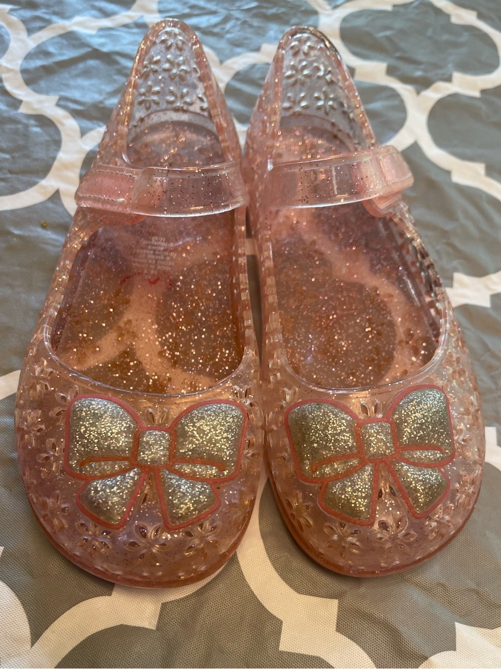 Girls adorable old navy Pink Glitter Jelly sandals Bow toddler 10 waterproof sun